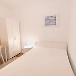 5 Bedroom Flat In Jardim Do Morro Апартаменты