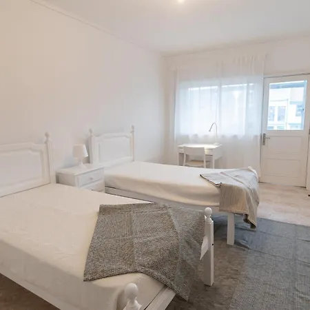 5 Bedroom Flat In Jardim Do Morro Appartamento *