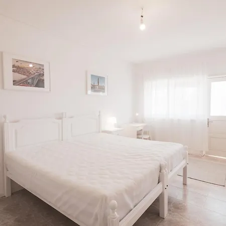 5 Bedroom Flat In Jardim Do Morro Appartamento