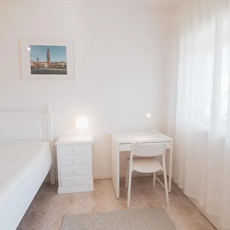 Appartamento 5 Bedroom Flat In Jardim Do Morro